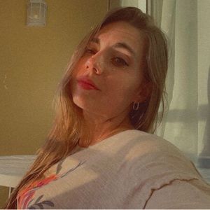 Meet your Posher, Corine